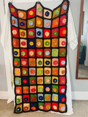 Hand Knit Crocheted Crochet Flowers Granny Square Blanket Afghan twin size